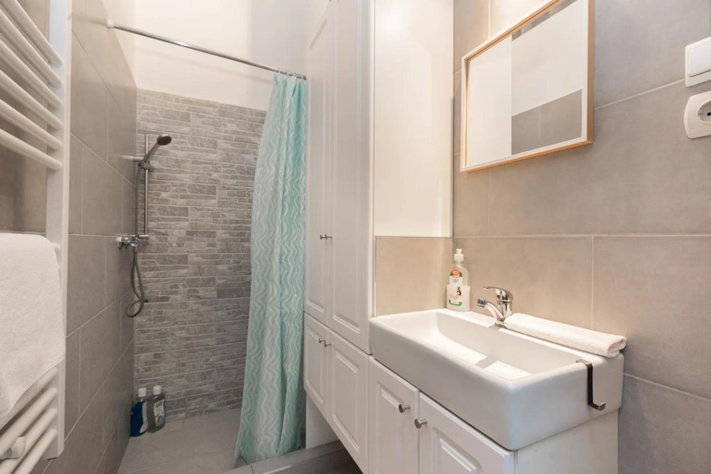 Kertesz 22 - 3 Bedrooms And Living With 2 Baths Appartement